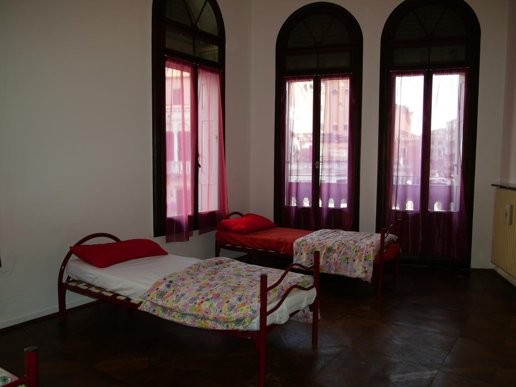 Veniceluxury الغرفة الصورة