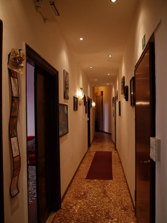 Veniceluxury الغرفة الصورة